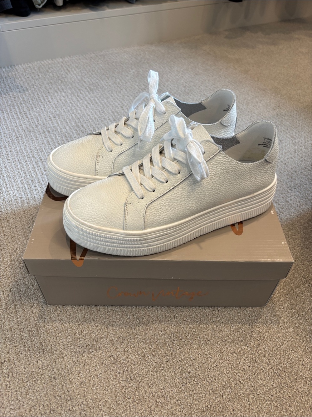 Crown Vintage Gamina White Pebbled Leather Platform Sneakers